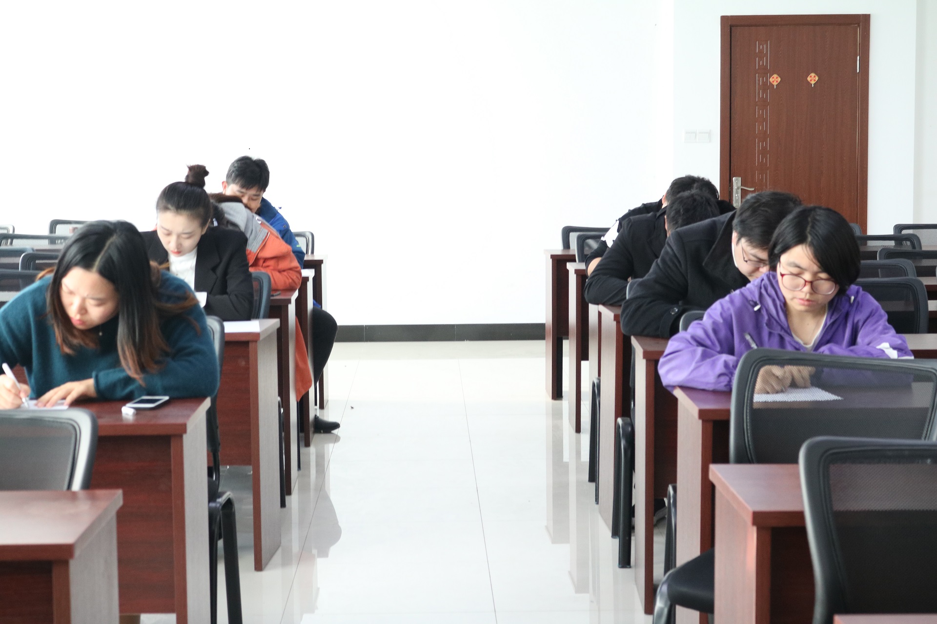 技能比武显身手，竞技竞智争上游